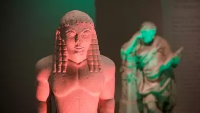 Statue at the Ashmolean Museum